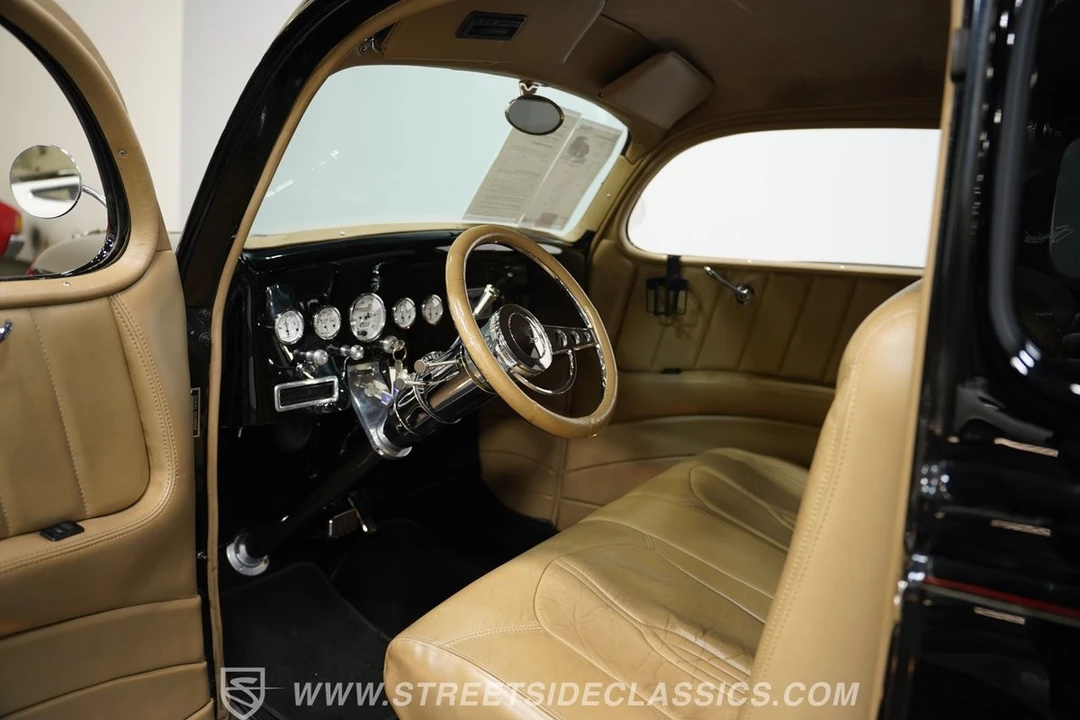 1936 Ford Model 48 & 68 - Image 4 of 21