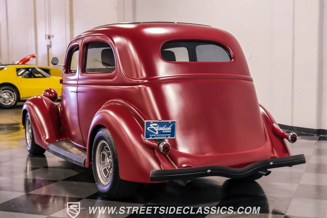 1936 Ford Model 48 & 68 - Image 10 of 21