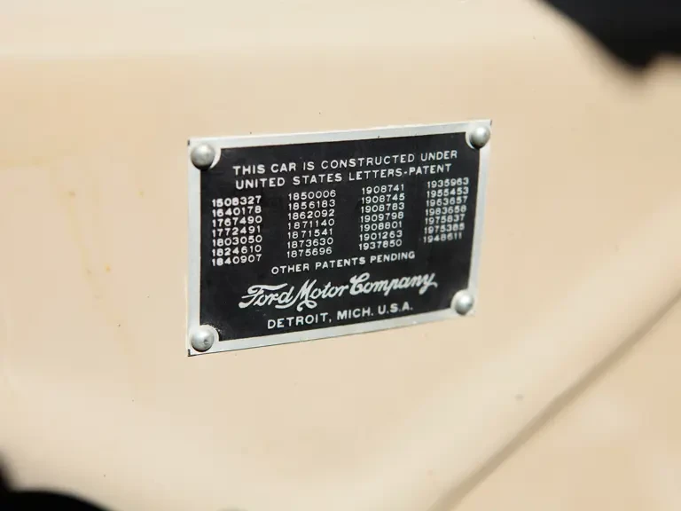 1936 Ford Model 48 & 68 - Image 15 of 18