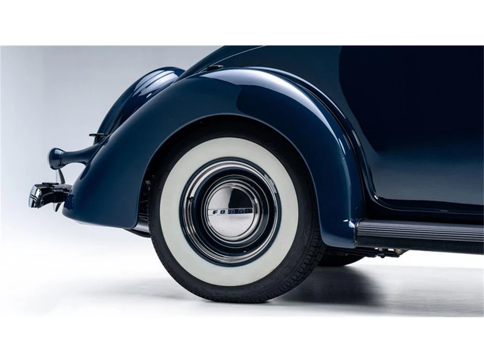 1936 Ford Model 48 & 68 - Image 29 of 31