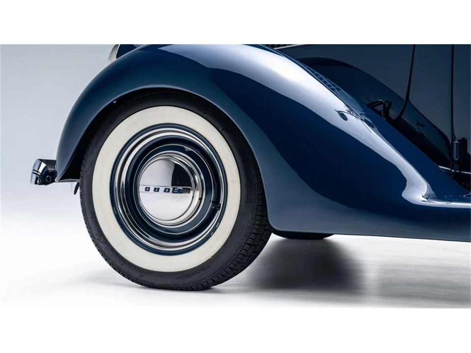 1936 Ford Model 48 & 68 - Image 15 of 31