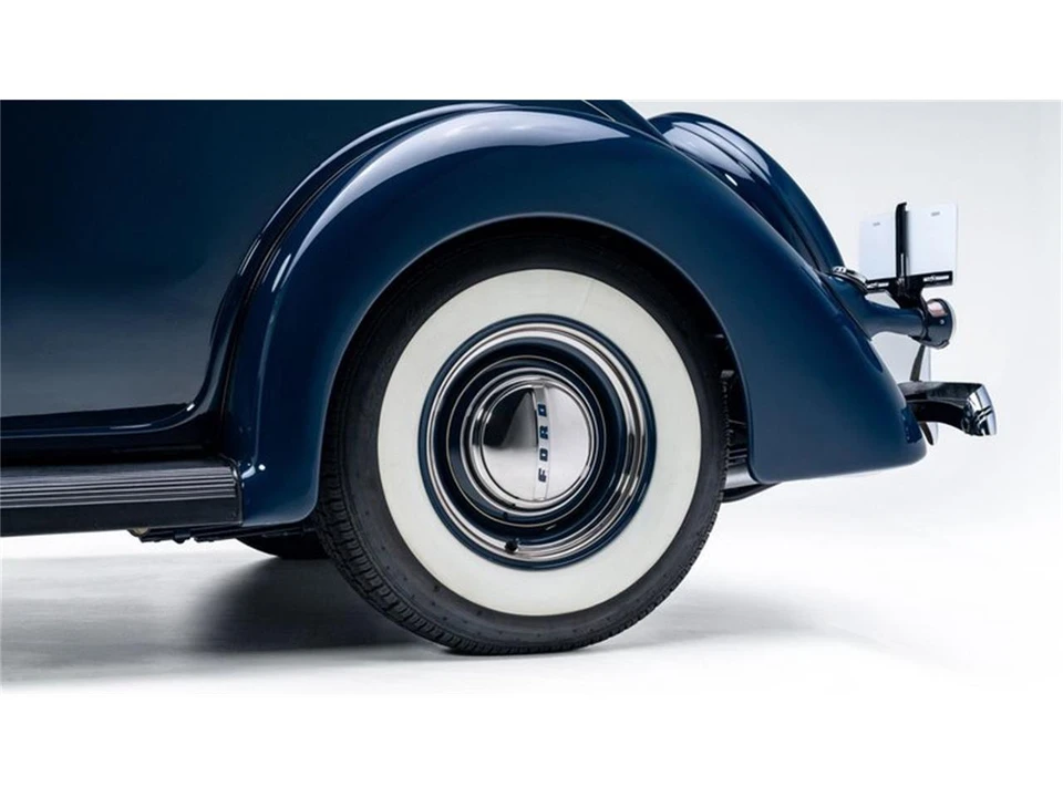 1936 Ford Model 48 & 68 - Image 19 of 31