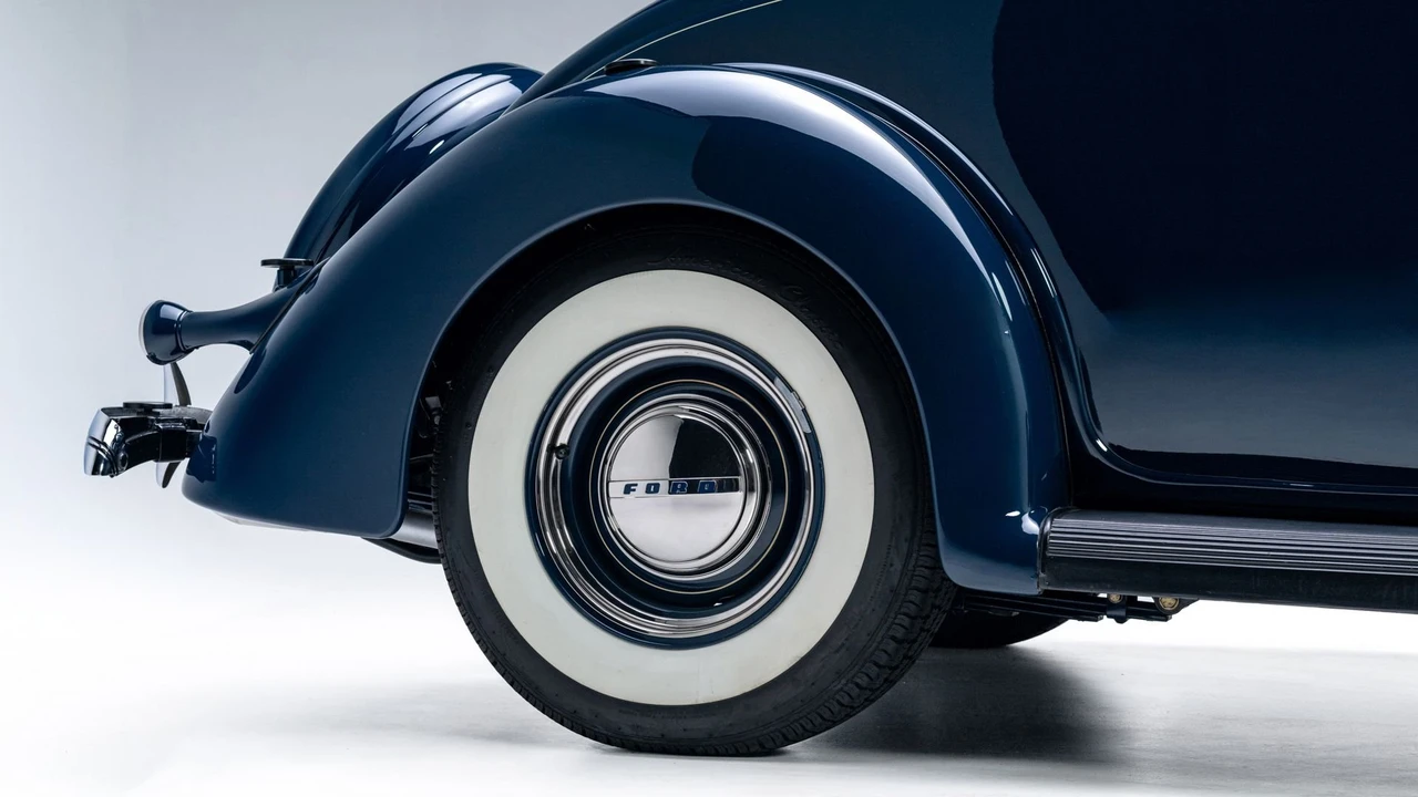 1936 Ford Standard & Deluxe & Super Deluxe - Image 27 of 31