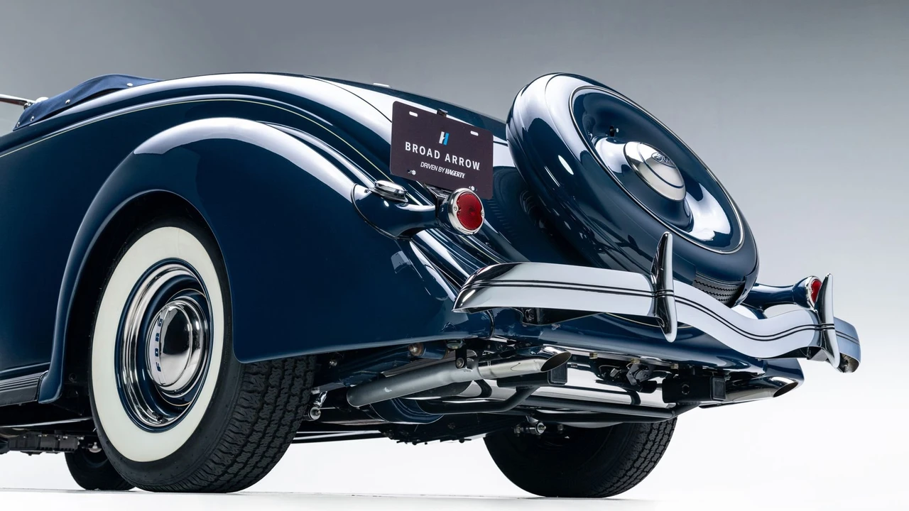 1936 Ford Standard & Deluxe & Super Deluxe - Image 18 of 31