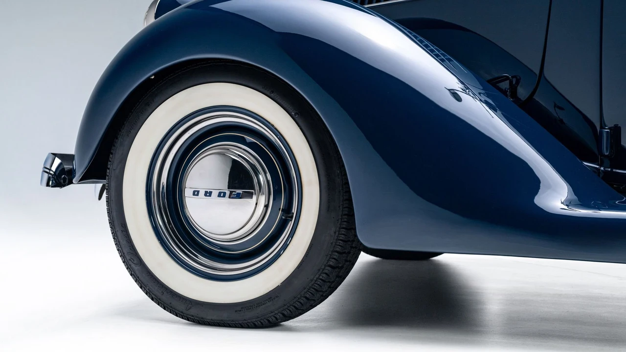 1936 Ford Standard & Deluxe & Super Deluxe - Image 13 of 31