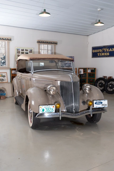 1936 Ford Model 48 & 68 - Image 12 of 13