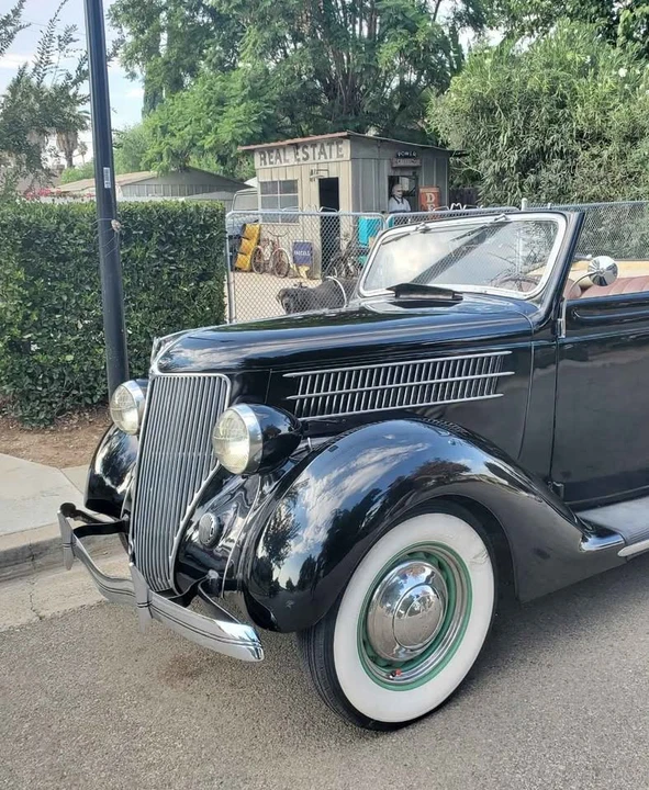 1936 Ford Model 48 & 68 - Image 6 of 20