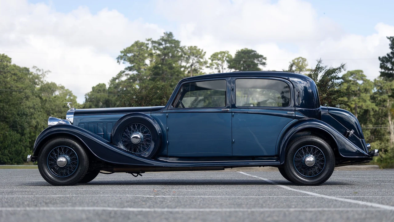 1936 Hispano-Suiza - Image 3 of 31