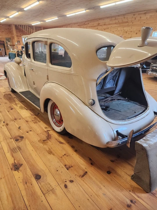 1936 Hudson - Image 2 of 21