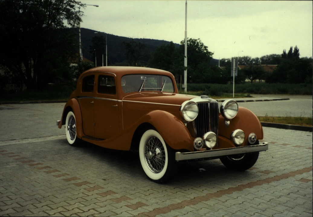 1936 Jaguar Mark IV - Image 2 of 4