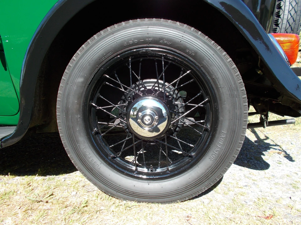 1936 Morris - Image 5 of 12