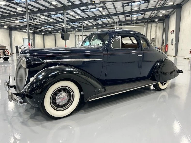 1936 Nash - Image 2 of 16