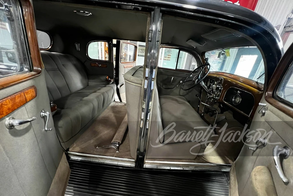 1936 Pierce-Arrow - Image 4 of 13