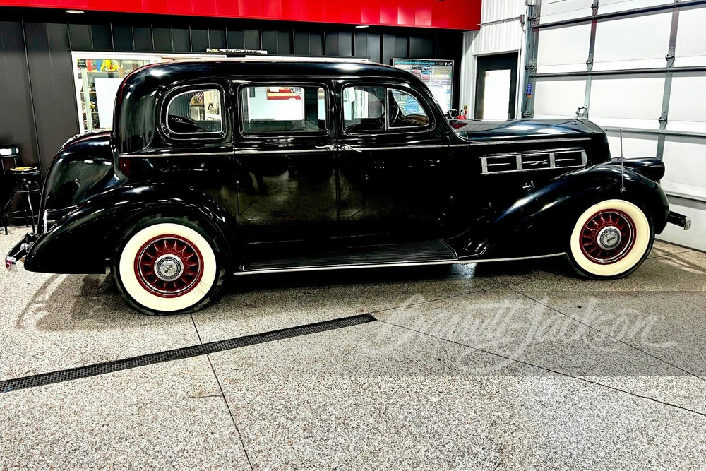 1936 Pierce-Arrow - Image 8 of 13