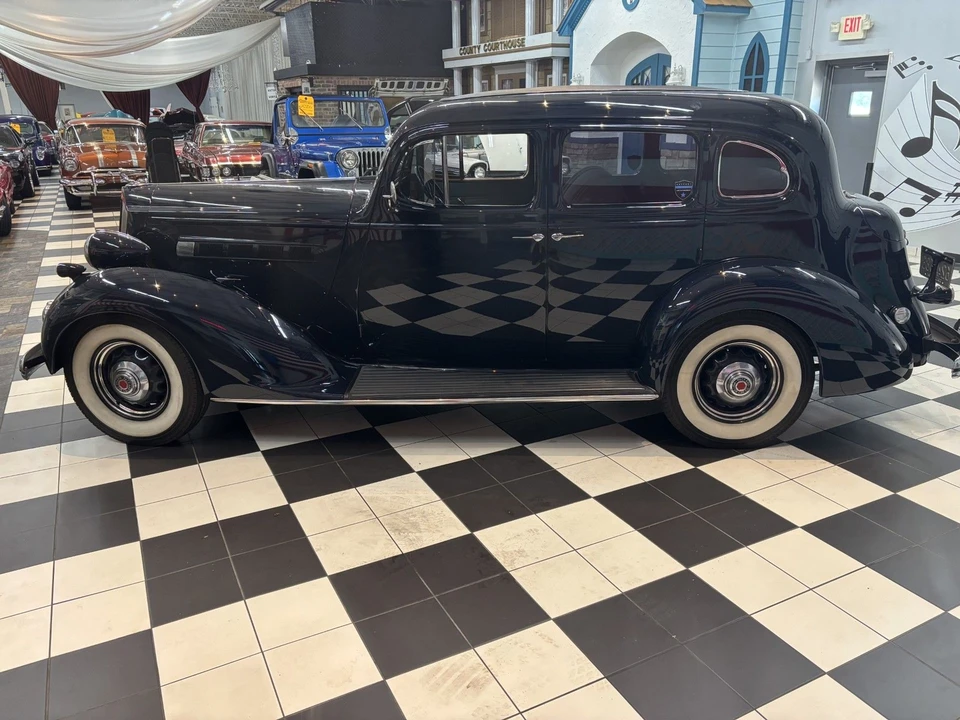 1936 Packard - Image 10 of 31
