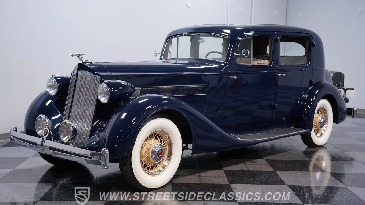 1936 Packard Eight - Image 7 of 12