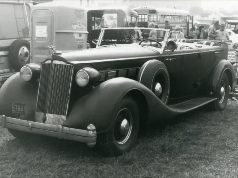 1936 Packard Eight - Image 21 of 23