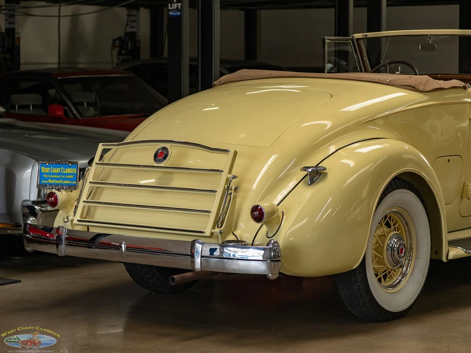 1936 Packard Eight - Image 26 of 31