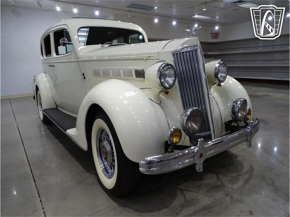 1936 Packard Eight - Image 22 of 31