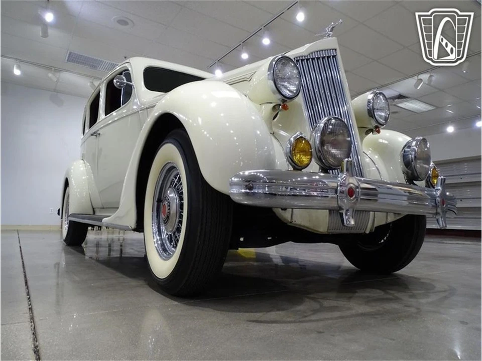 1936 Packard Eight - Image 23 of 31