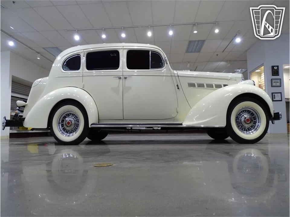 1936 Packard Eight - Image 20 of 31
