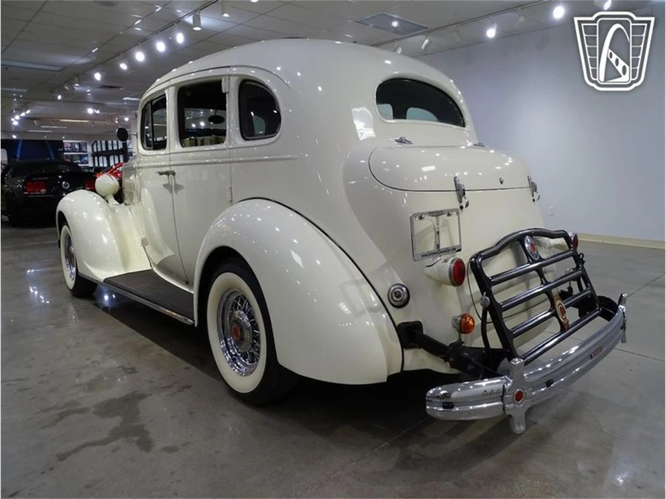 1936 Packard Eight - Image 10 of 31