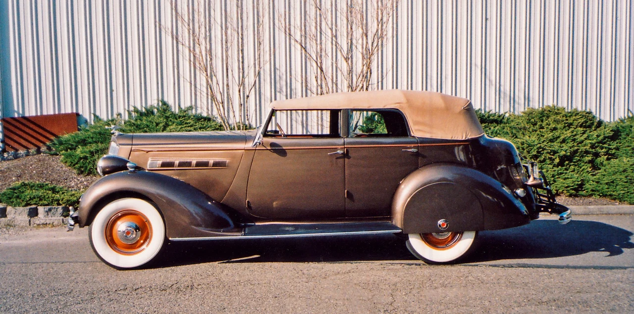 1936 Packard Eight - Image 4 of 5