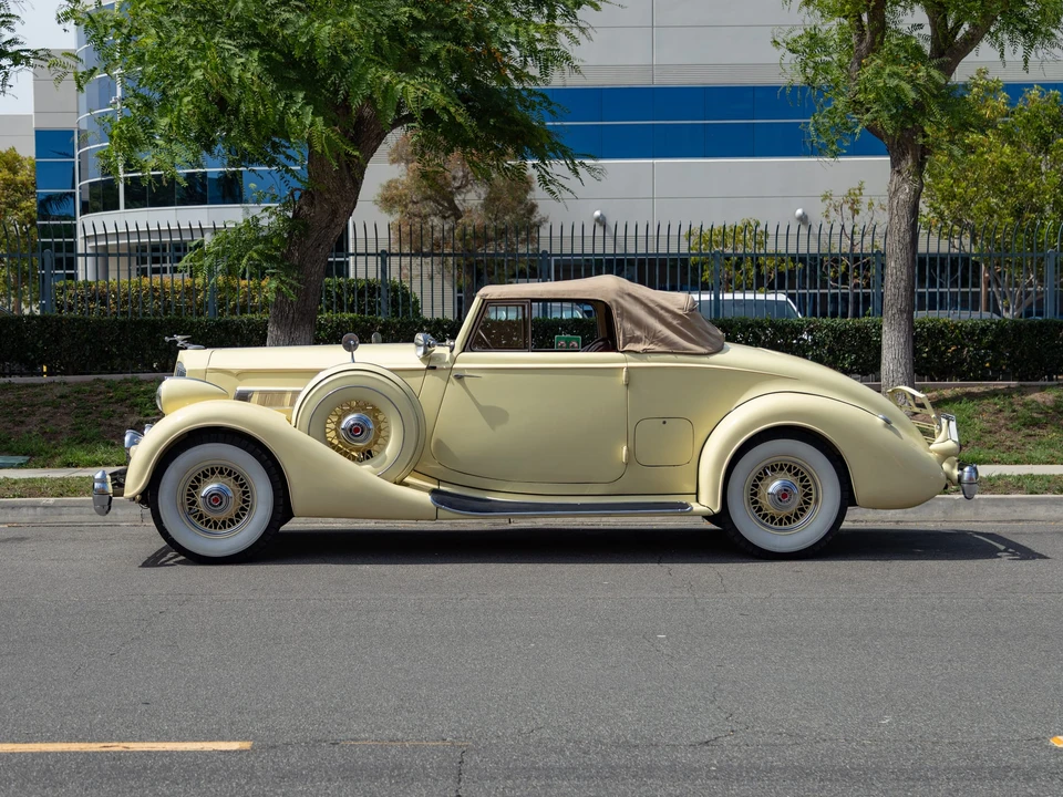 1936 Packard Eight - Image 9 of 31