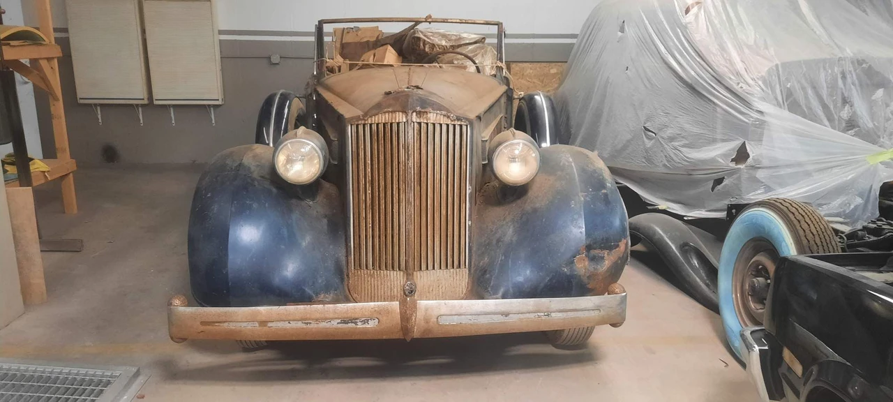 1936 Packard Eight - Image 8 of 14