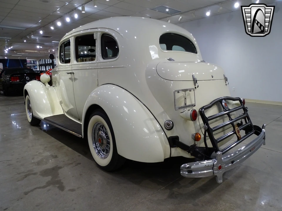 1936 Packard Eight - Image 7 of 12