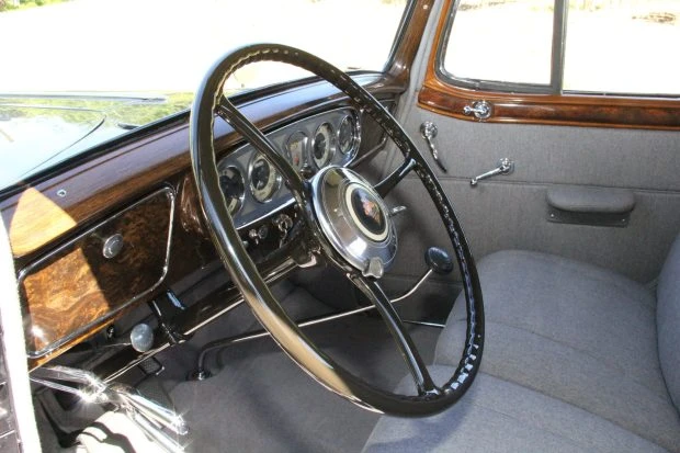 1936 Packard Eight - Image 6 of 11