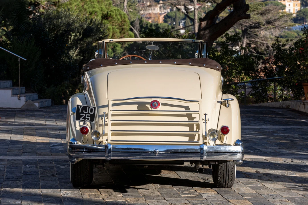 1936 Packard Twelve - Image 15 of 31