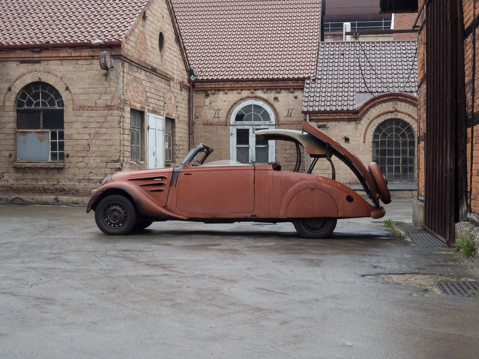 1936 Peugeot - Image 11 of 30