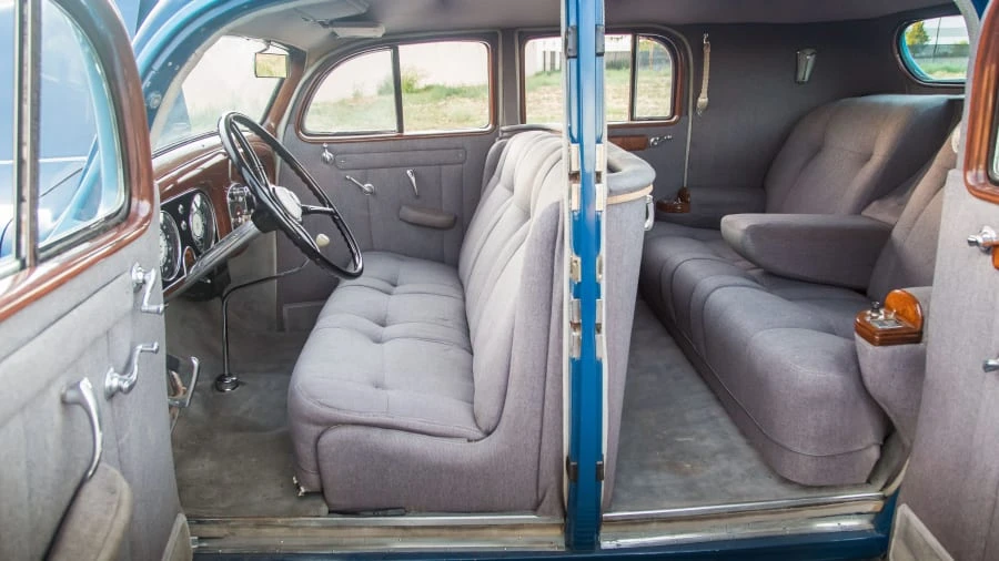 1936 Pierce-Arrow - Image 4 of 12