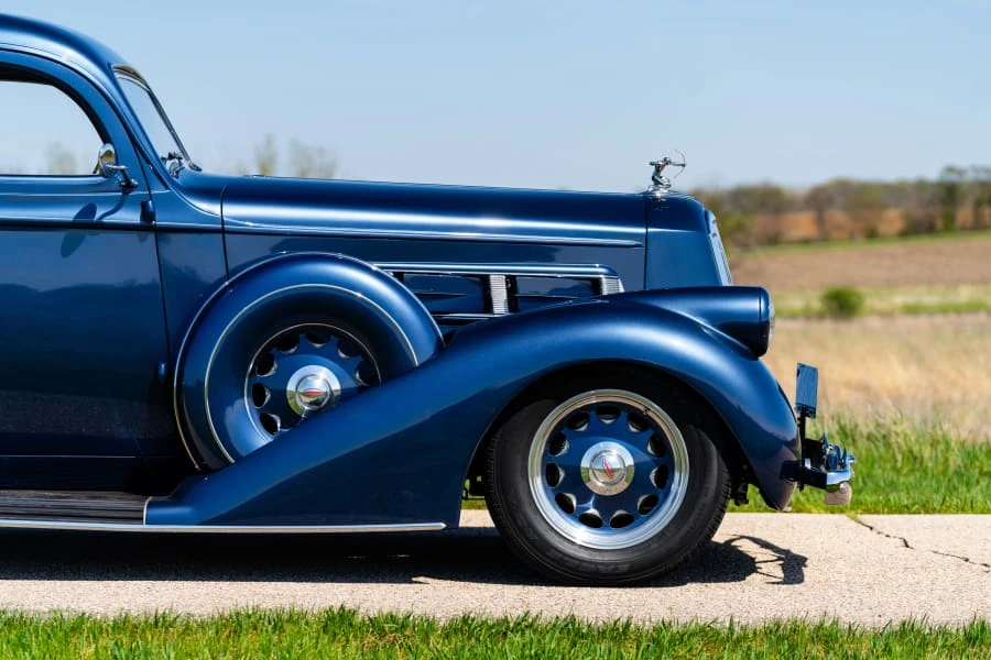 1936 Pierce-Arrow - Image 10 of 31