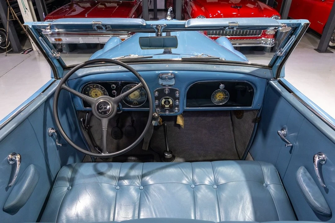 1936 Pierce-Arrow - Image 4 of 12