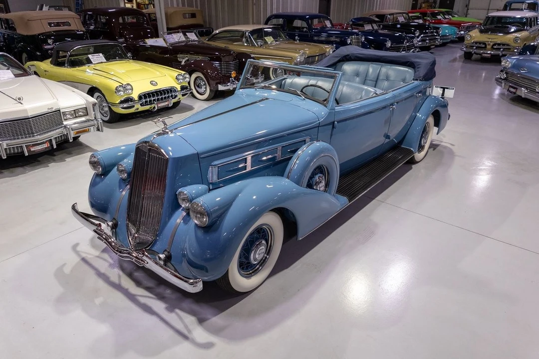 1936 Pierce-Arrow - Image 8 of 12