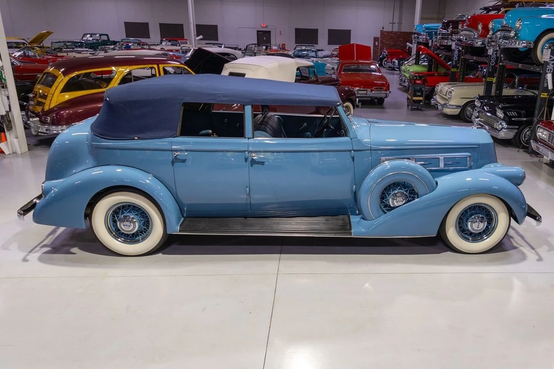 1936 Pierce-Arrow - Image 19 of 21