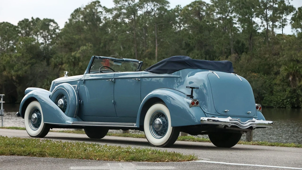 1936 Pierce-Arrow - Image 5 of 31