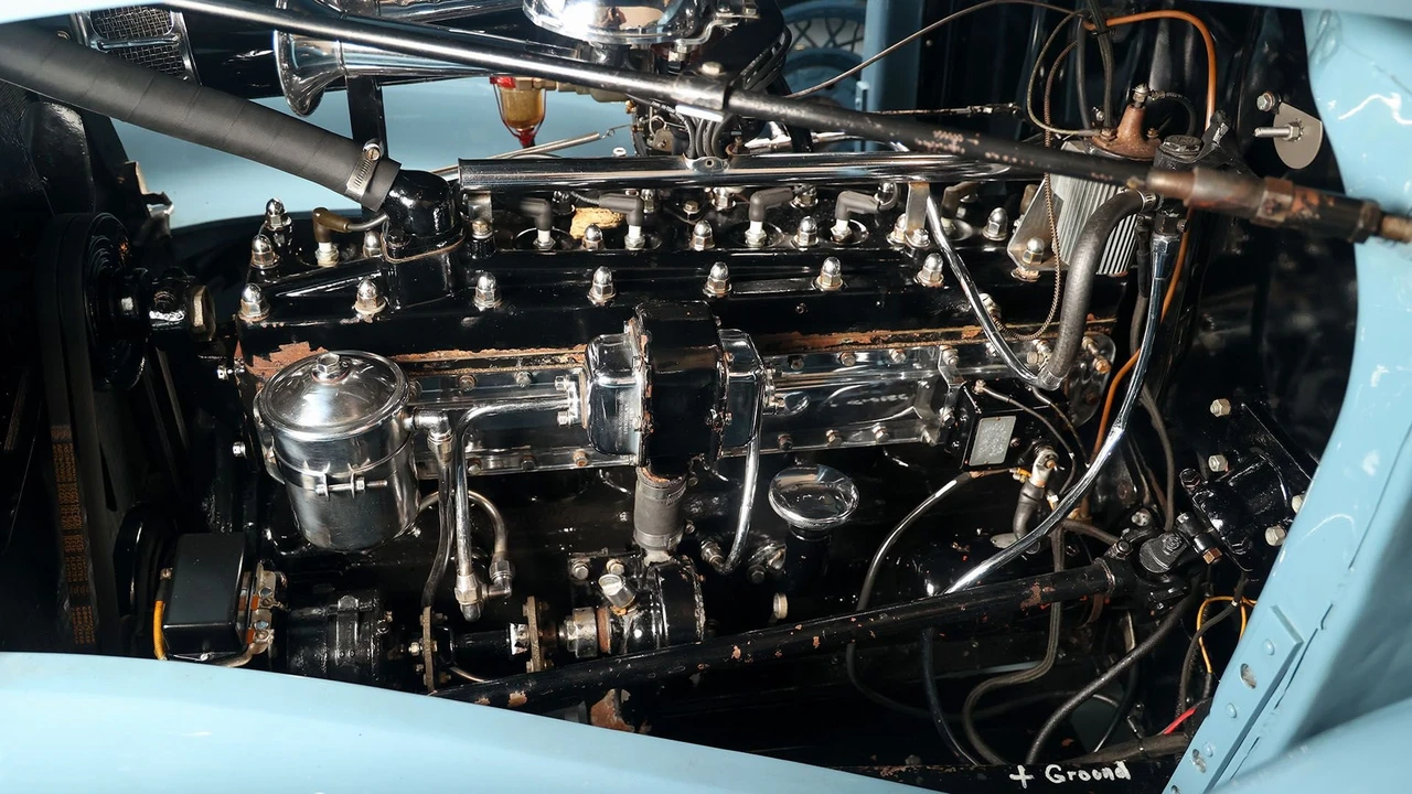 1936 Pierce-Arrow - Image 10 of 31