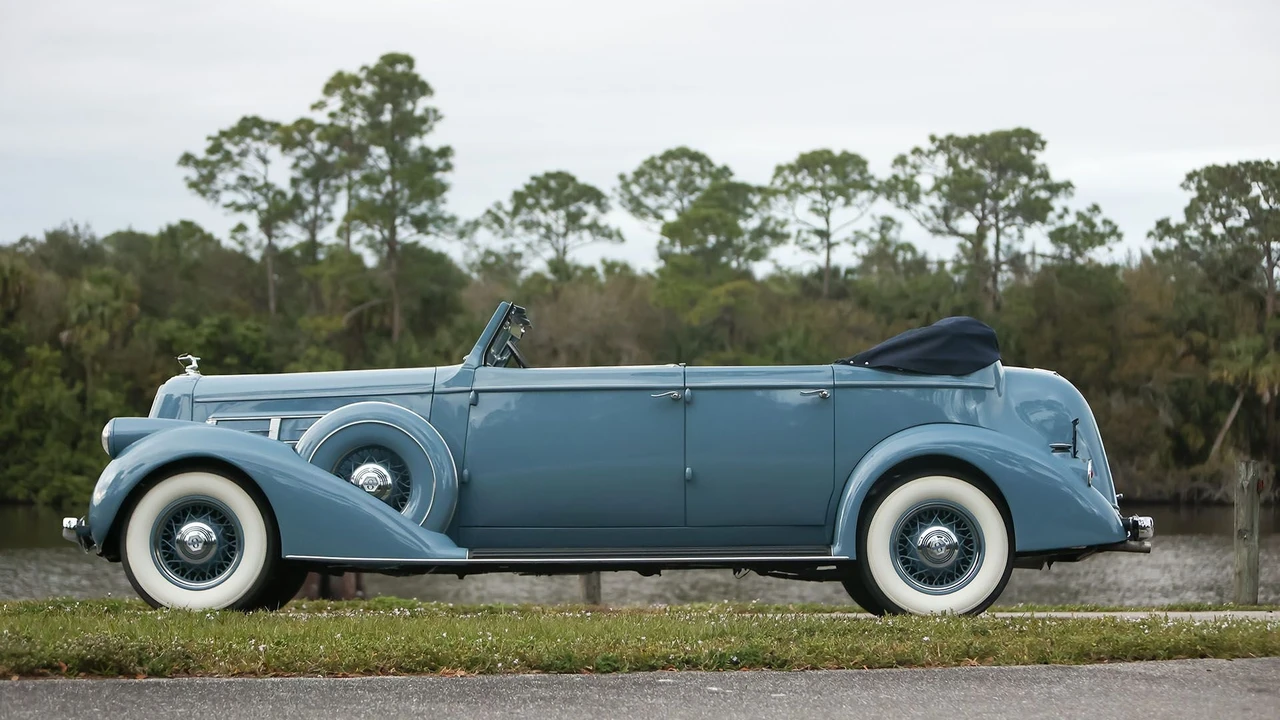 1936 Pierce-Arrow - Image 14 of 31