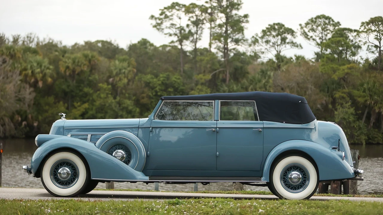 1936 Pierce-Arrow - Image 13 of 31