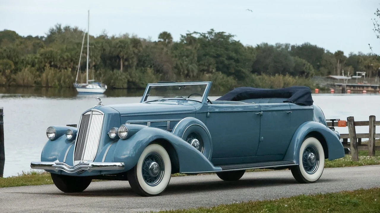 1936 Pierce-Arrow - Image 7 of 31