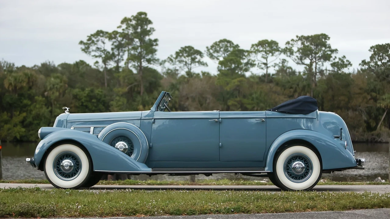 1936 Pierce-Arrow - Image 11 of 31