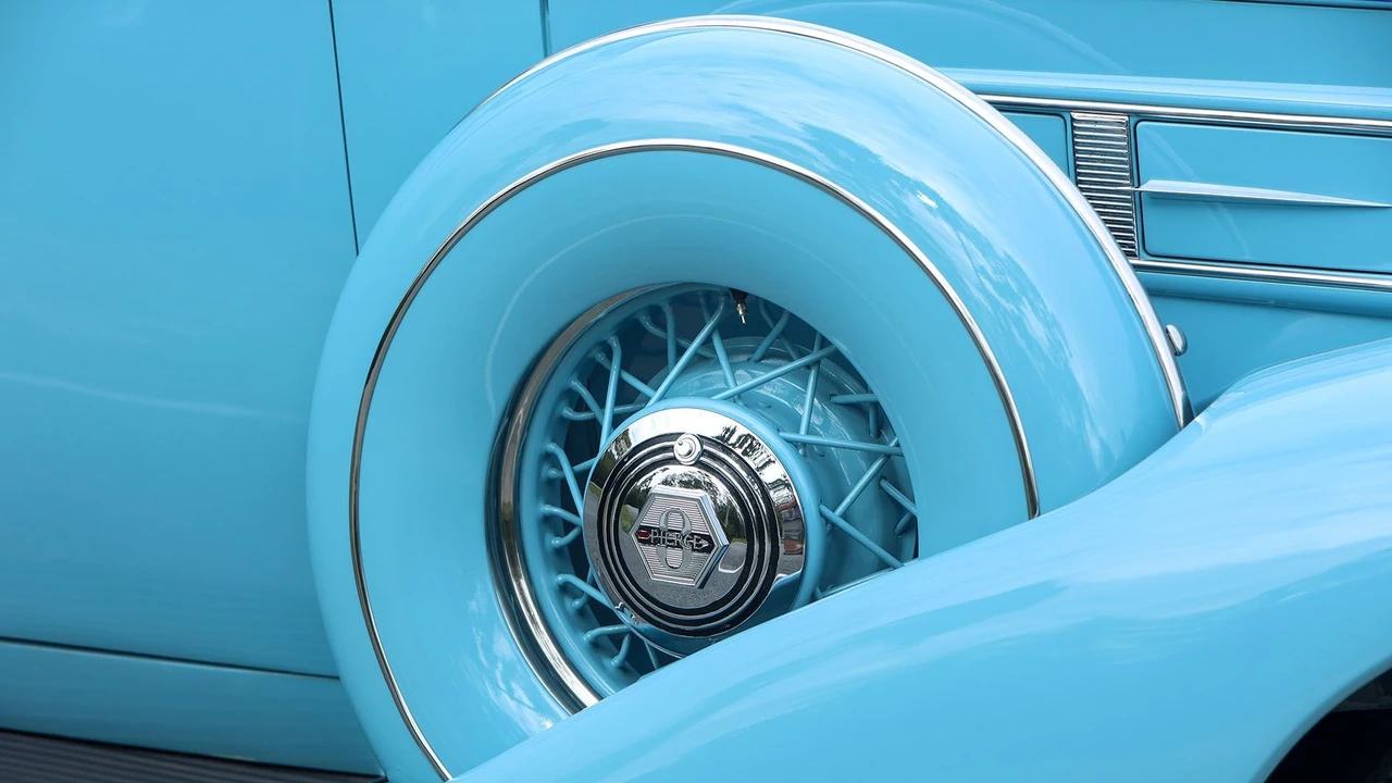 1936 Pierce-Arrow - Image 22 of 31