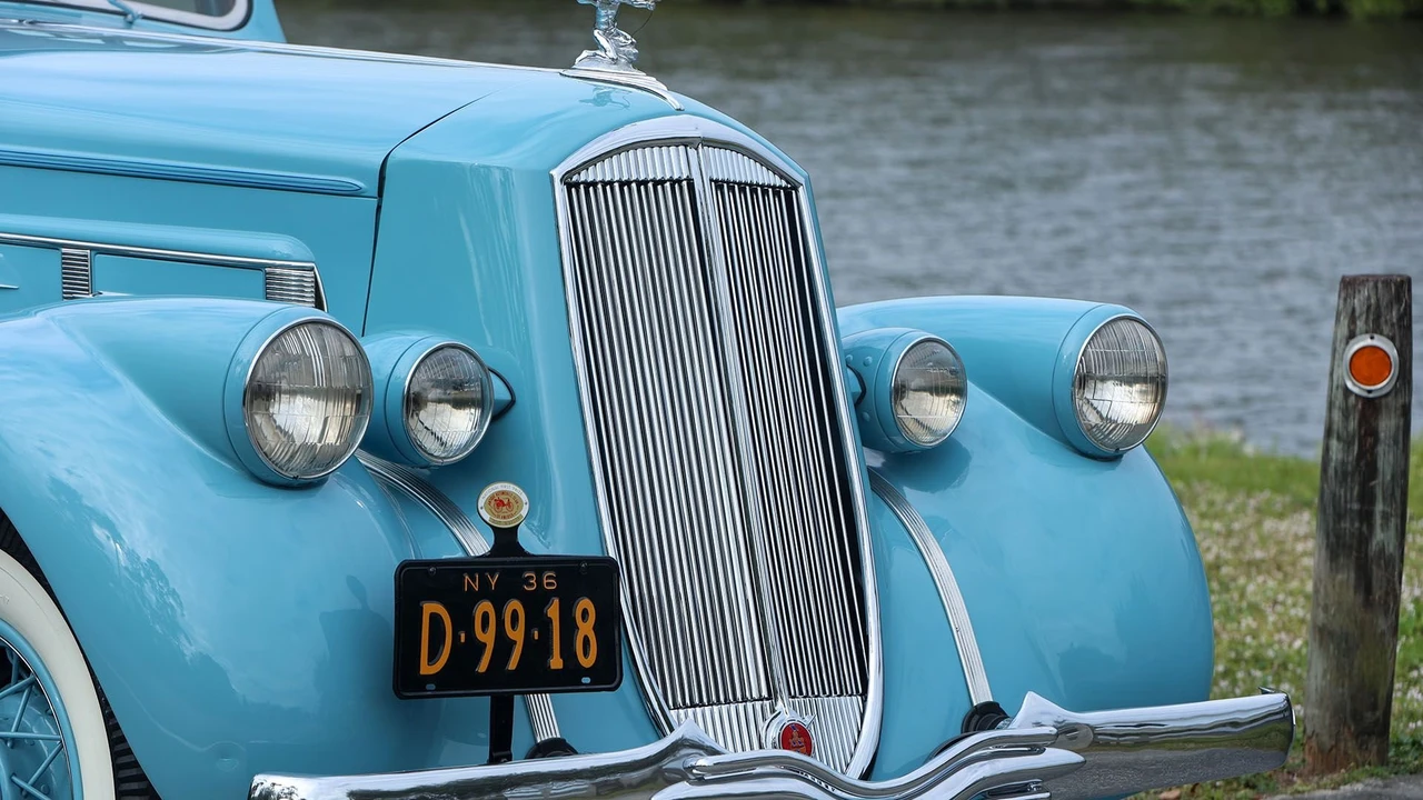 1936 Pierce-Arrow - Image 14 of 31