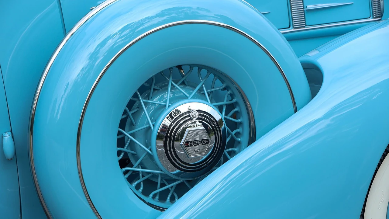 1936 Pierce-Arrow - Image 25 of 31
