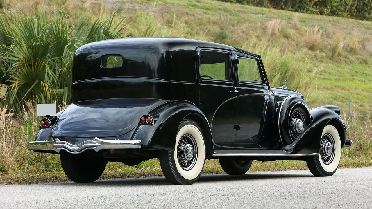 1936 Pierce-Arrow - Image 12 of 31