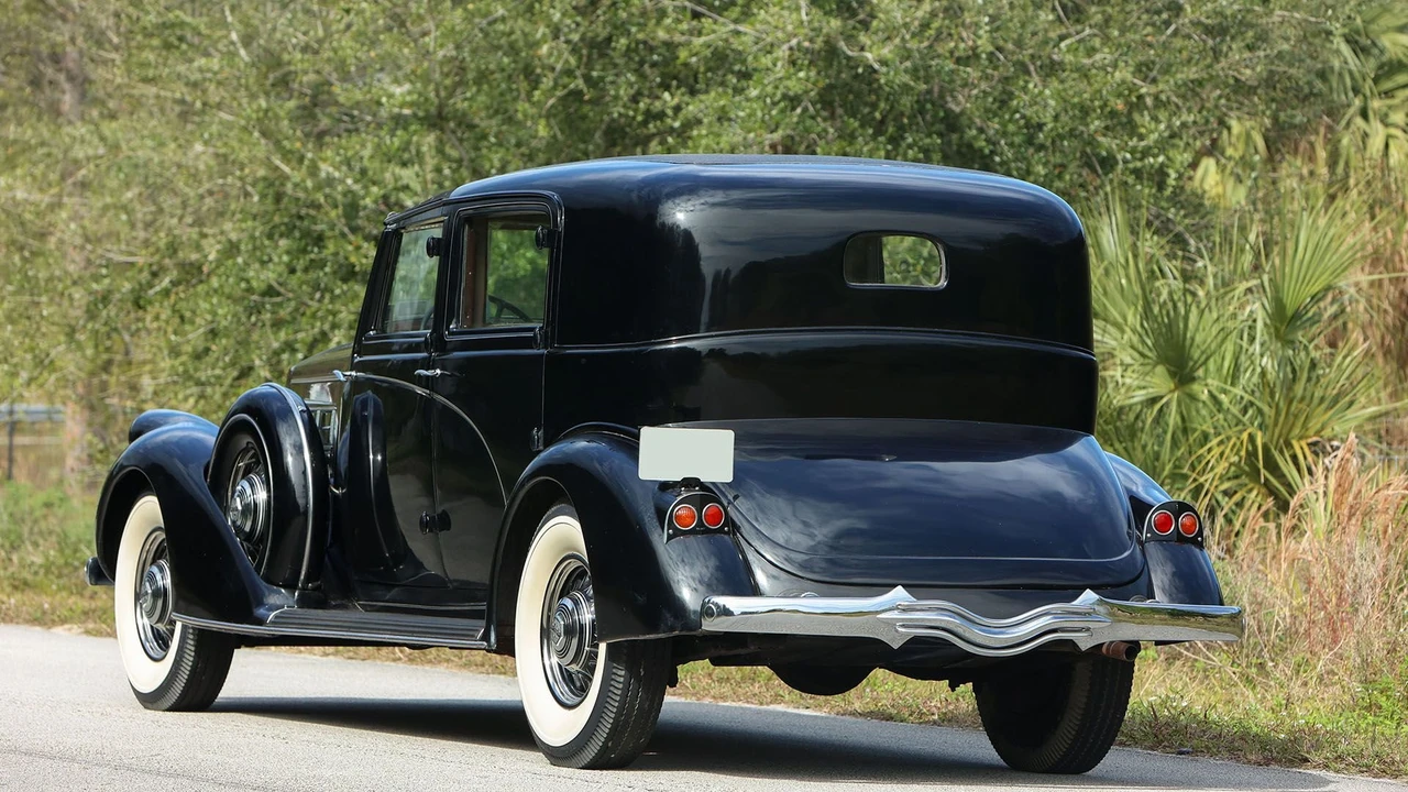 1936 Pierce-Arrow - Image 11 of 31