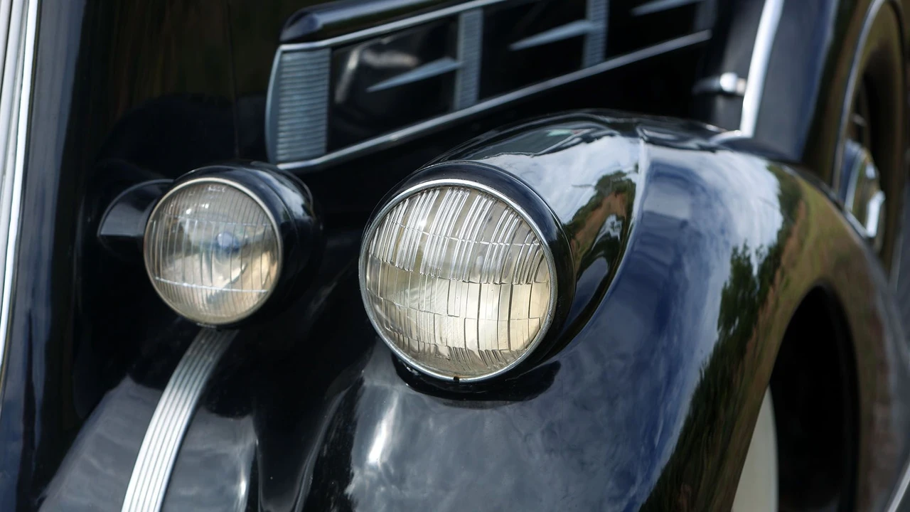 1936 Pierce-Arrow - Image 21 of 31
